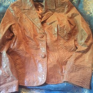 🍁 leather jacket snakeskin print